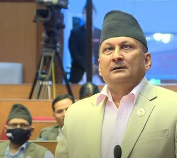 राष्ट्रियसभामा रमेशजंग रायमाझीको व्यंग्य - माननीय सकिएपछि भुटानी शरणार्थी हो त भन्ने होला नि